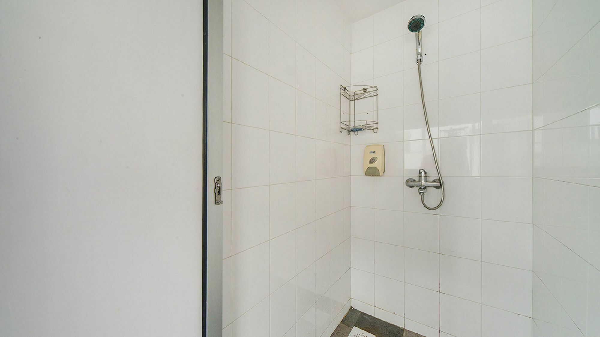 Zen Hostel Selegie Сингапур Екстериор снимка